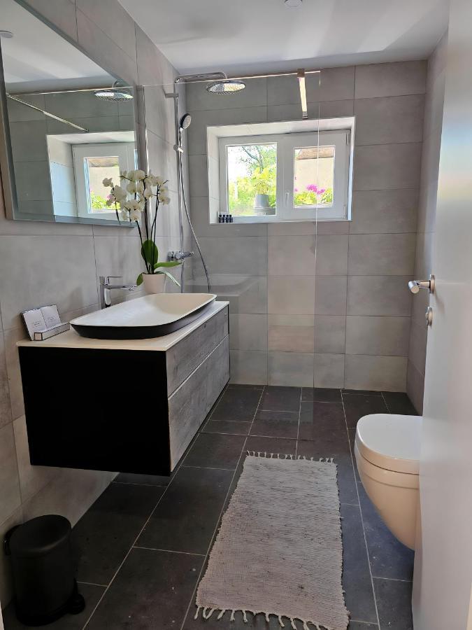 Apartamento Charming Bella Hideout - Adults Only Jesenice Exterior foto