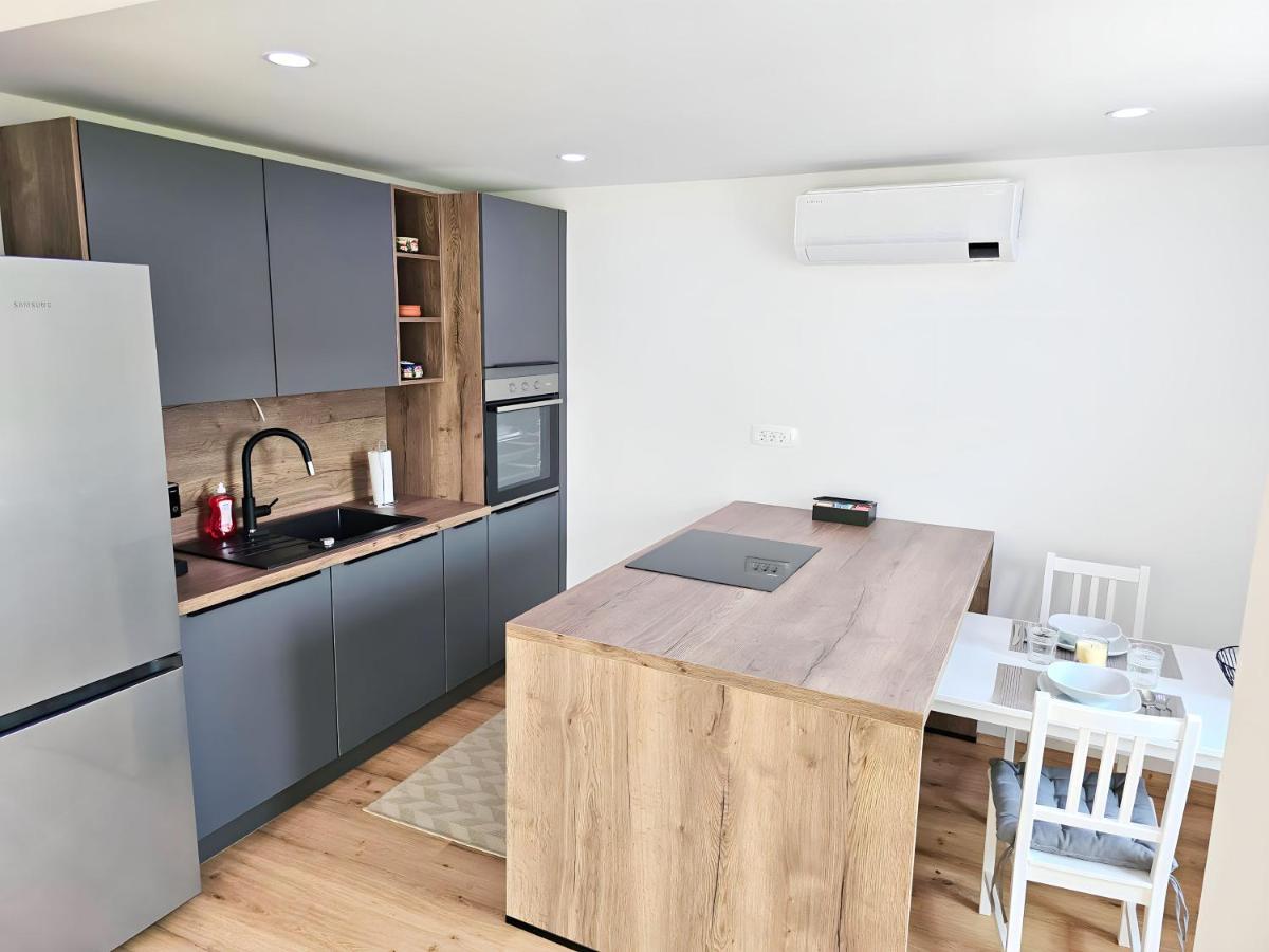 Apartamento Charming Bella Hideout - Adults Only Jesenice Exterior foto